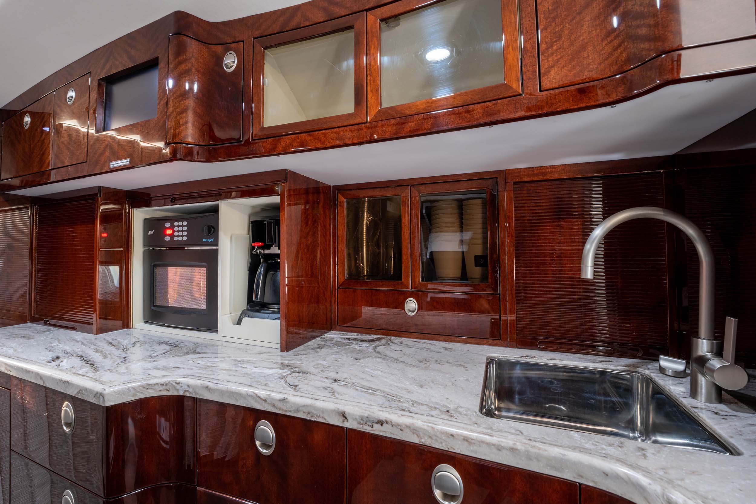 CHALLENGER 605 private jet interior service area