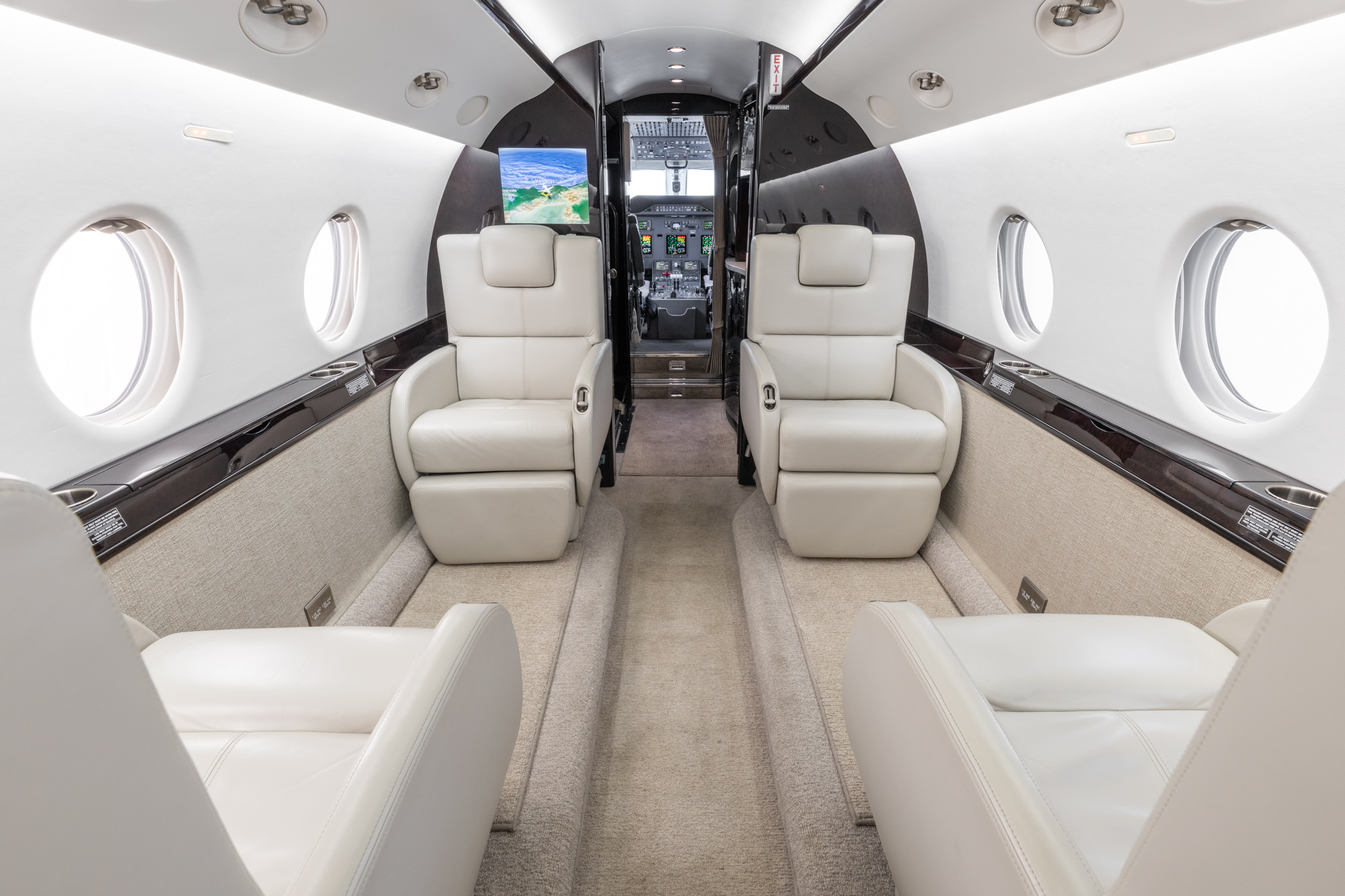 GULFSTREAM G200 private jet interior club